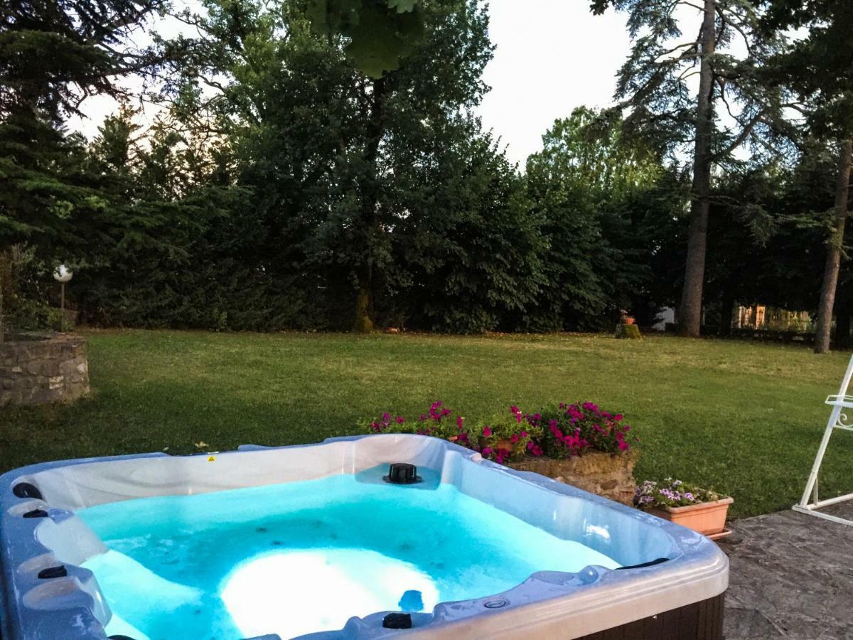 Agriturismo Il Casolare Poppi Eksteriør bilde